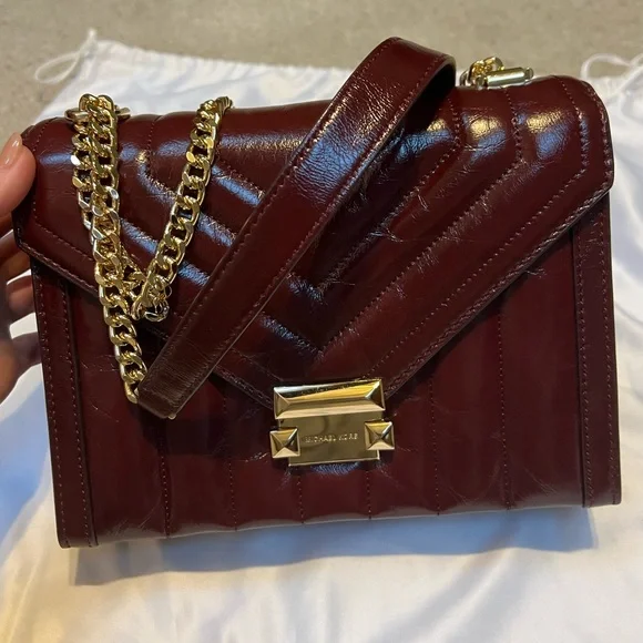 Michael Kors Whitney Oxblood Patent Leather Backpack Michael Kors Whitney Medium Quilted Flap Gold-Tone Chain  main image 2